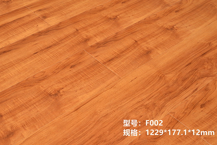F002